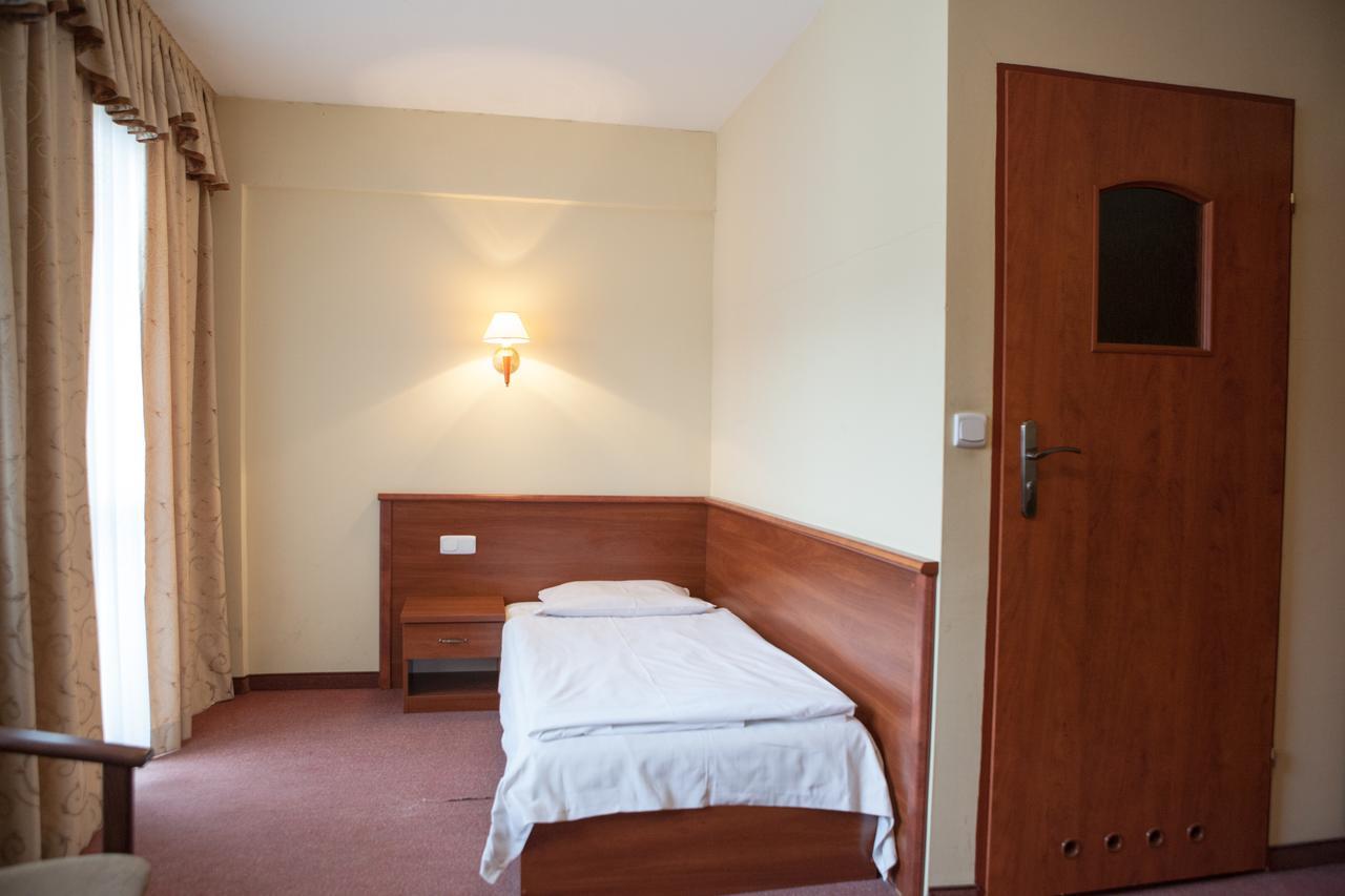 Hotel Przedwiosnie Maslow  Bagian luar foto